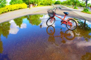 雨の日の自転車